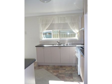 1/2 Keefe Close - Photo 2