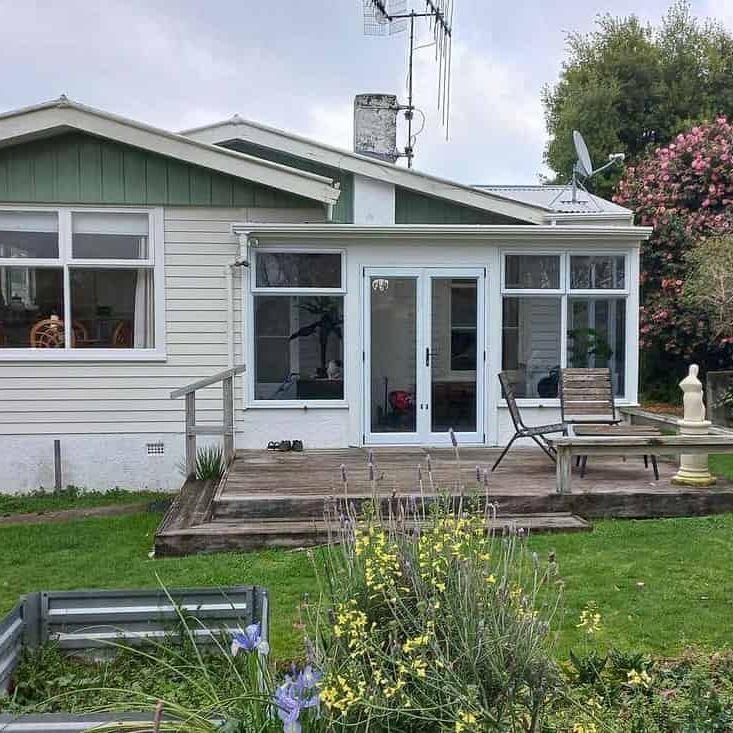 Cozy 3 bedroom house in a good neighbourhood - Photo 1