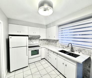 For Lease - 282 Roywood Drive, Toronto, Ontario - Photo 1