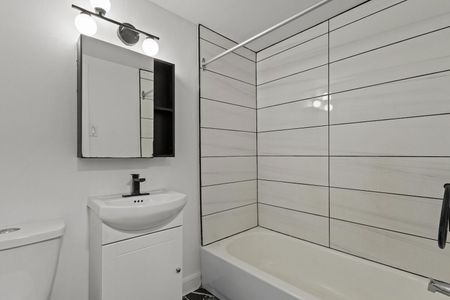 2900 Chemin de la Côte-de-Liesse, Montréal, QC - Photo 4