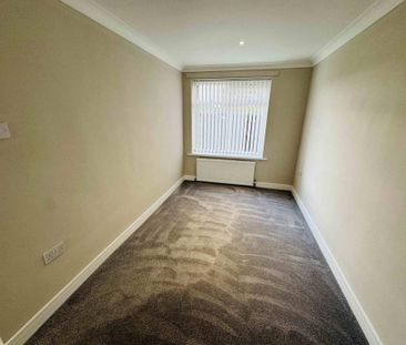 3 bedroom detached house to rent - Photo 3