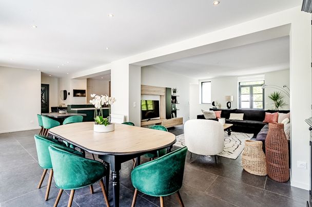 Location Maison 5 pièces 183m² VILLENEUVE D ASCQ 59650 - Photo 1