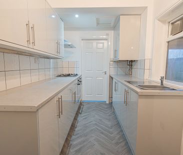 3 Bedroom For Rent - Photo 6