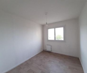 Location Appartement 3 pièces 73m² ST PRIEST 69800 - Photo 3