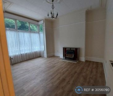 5 bedroom terraced house to rent - Photo 3