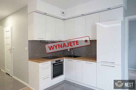 Dwupokojowe mieszkanie na zamkniętym osiedlu ! - Zdjęcie 2