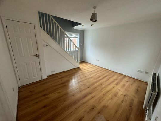 2 bedroom semi-detached house to rent - Photo 1