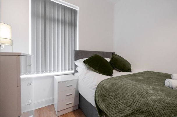 4 Bed Terraced House, Chester Road, L6 - Photo 1