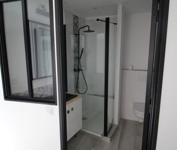 Location Appartement 2 pièces 27m² ROQUEVAIRE 13360 - Photo 5