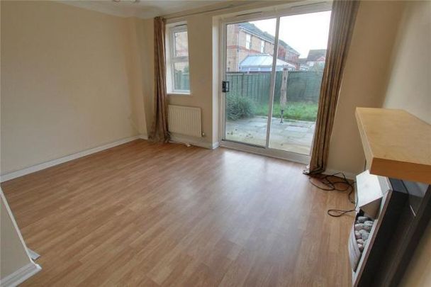 2 bedroom semi-detached house to rent - Photo 1