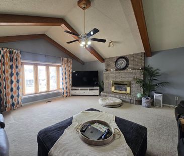 For Lease - 42 Millpond Place, Hamilton, Ontario - Photo 2