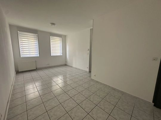 Location Appartement 2 pièces 52 m2 à Saint-Quentin - Photo 1