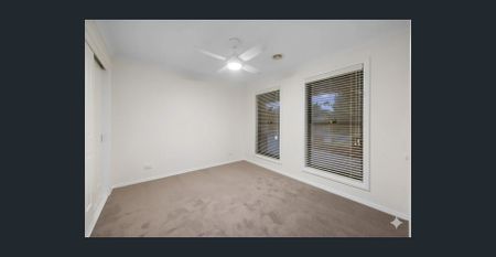 Bright and Welcoming 3 Bedroom Home in Glenroy - Photo 3