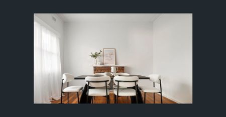 Light-filled retreat moments from Ivanhoe Village - Photo 4