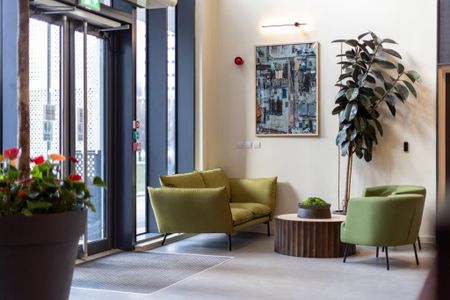 3 bedroom flat to rent - Photo 5