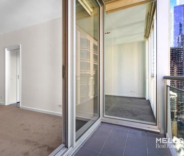 TWO BEDROOMS IN PRIME CENTRAL LOCATION - UNFURNISHED - Photo 2