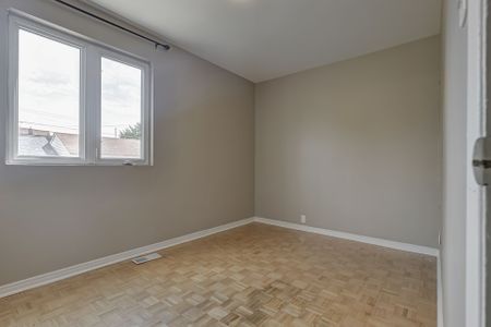 For Lease - 367 Westmoreland Avenue Unit# Main, Toronto, Ontario - Photo 2