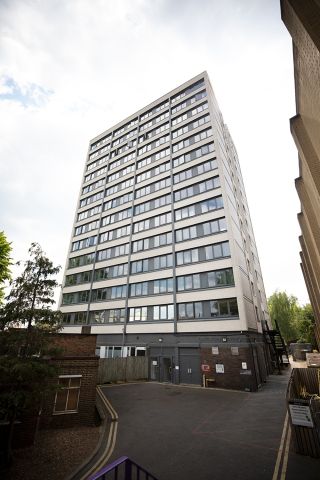 Bedsit, Anne Bryans House, NW3 - Photo 5