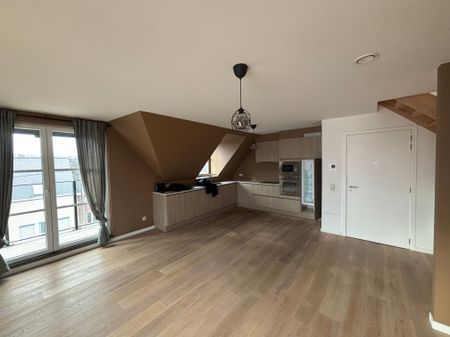 Energiezuinig 3-slaapkamer-duplex appartement in Merelbeke – onmiddellijk beschikbaar - Foto 2