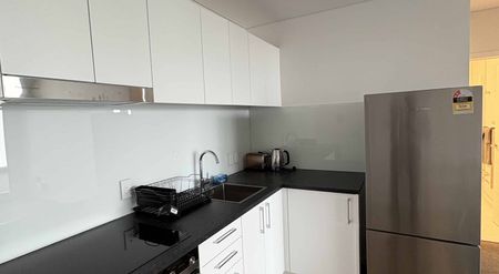 For Rent - Quality City Apartment - Photo 4