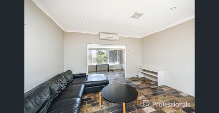 Coastal Living in Mullaloo - Private 2x1 Rear Home - Photo 3