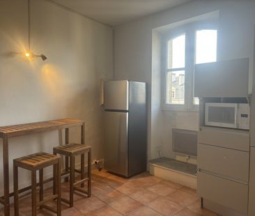 Location Appartement 2 pièces 62m² BORDEAUX 33000 - Photo 6