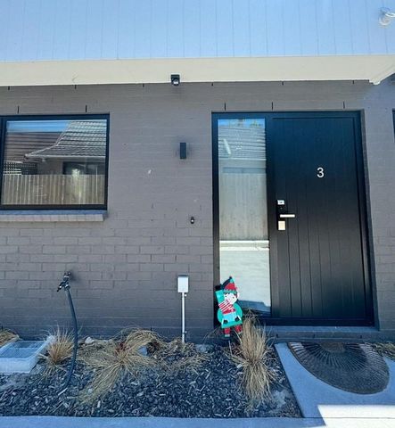 Modern 2-Bedroom Townhouse for Rent – Exceptional - Photo 5