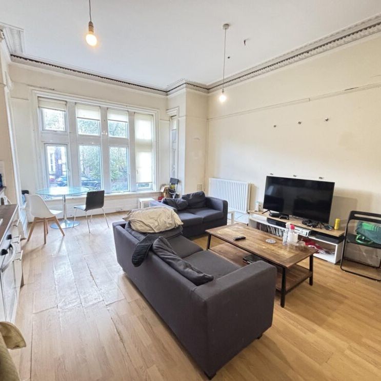 19 flat 2 Cardigan Road, Leeds, LS6 3AE - Photo 1