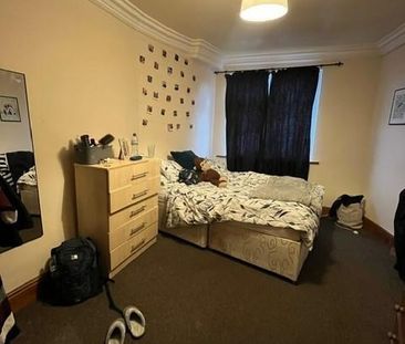 5 bedroom house to rent - Photo 2