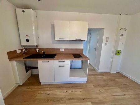 Location Appartement 2 pièces 30m² TROYES 10000 - Photo 3