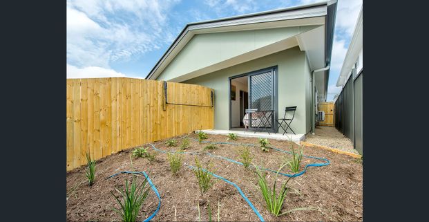 LUXURY STUDIO APARTMENT - Photo 1