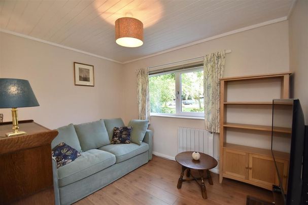 3 bedroom detached house to rent - Photo 1