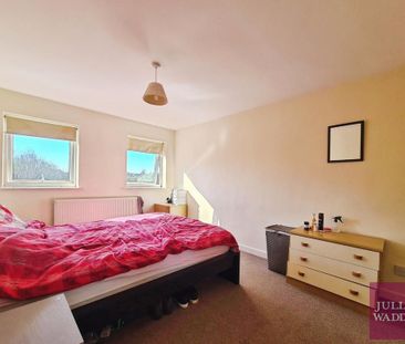 3 bedroom end of terrace house to rent - Photo 6