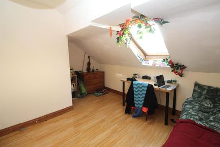 6 bedroom house to rent - Photo 4