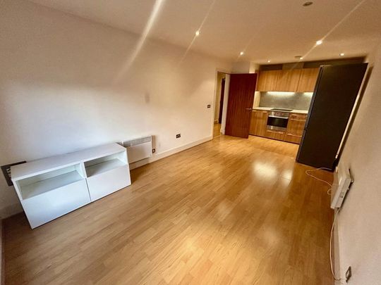 1 bedroom apartment to rent - Photo 1