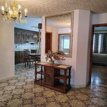 Grand 6 ½ rénové à louer rue d'Iberville - Photo 4