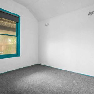 LOW MAINTENANCE | TWO BEDROOM | CONVENIENT LOCATION - Photo 2