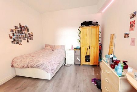 5 bedroom house to rent - Photo 2