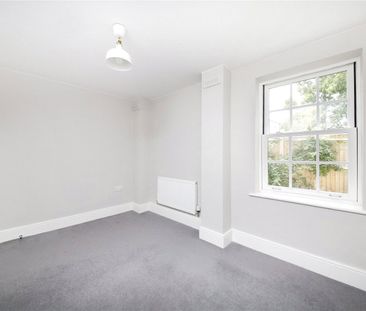 Gayfere Place, London, SE25 - Photo 2