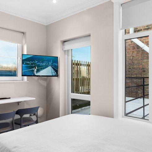 Queen's Mews - Photo 1