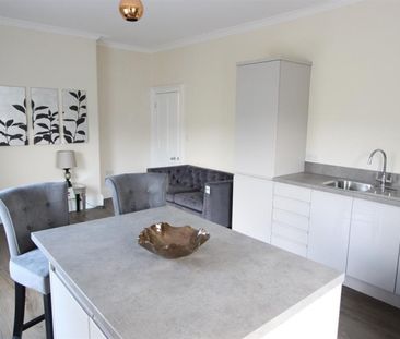 1 bedroom Flat To Let - Photo 5