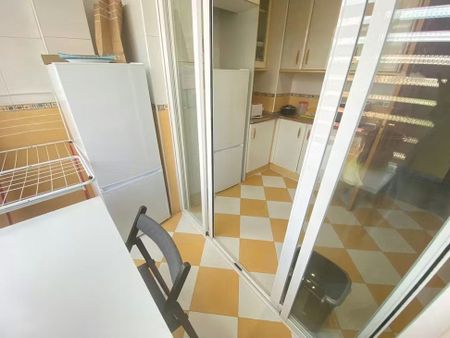 Calle de Membezar, Madrid, Community of Madrid 28053 - Photo 3