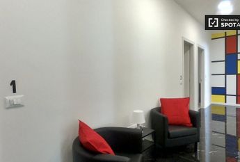 milan, Lombardy 20127