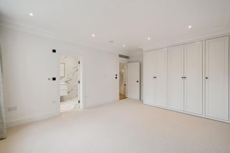 3 bedroom flat to rent - Photo 3