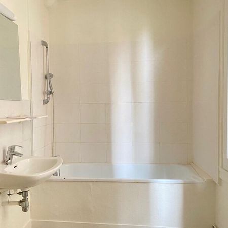 Location Appartement 2 pièces 52m² ORLEANS 45000 - Photo 4