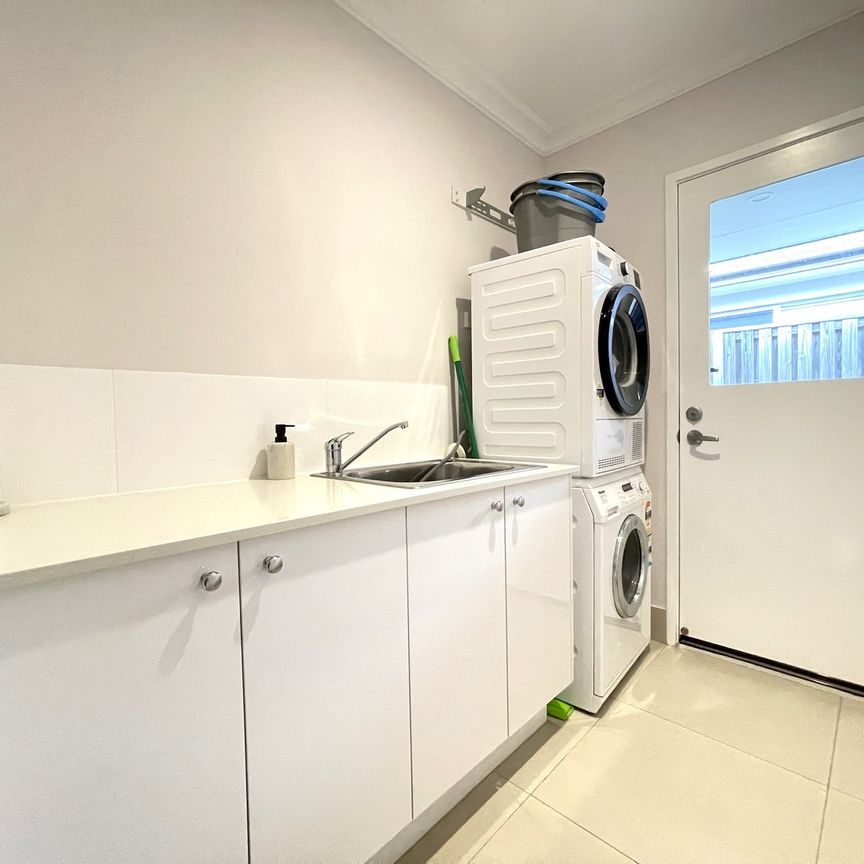 14 Kalgoorlie Street, Pimpama QLD 4209 - House For Rent | Domain - Photo 1