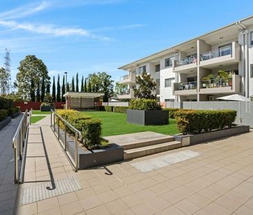 Spacious Ground-Floor Apartment in Prime Location - Photo 2