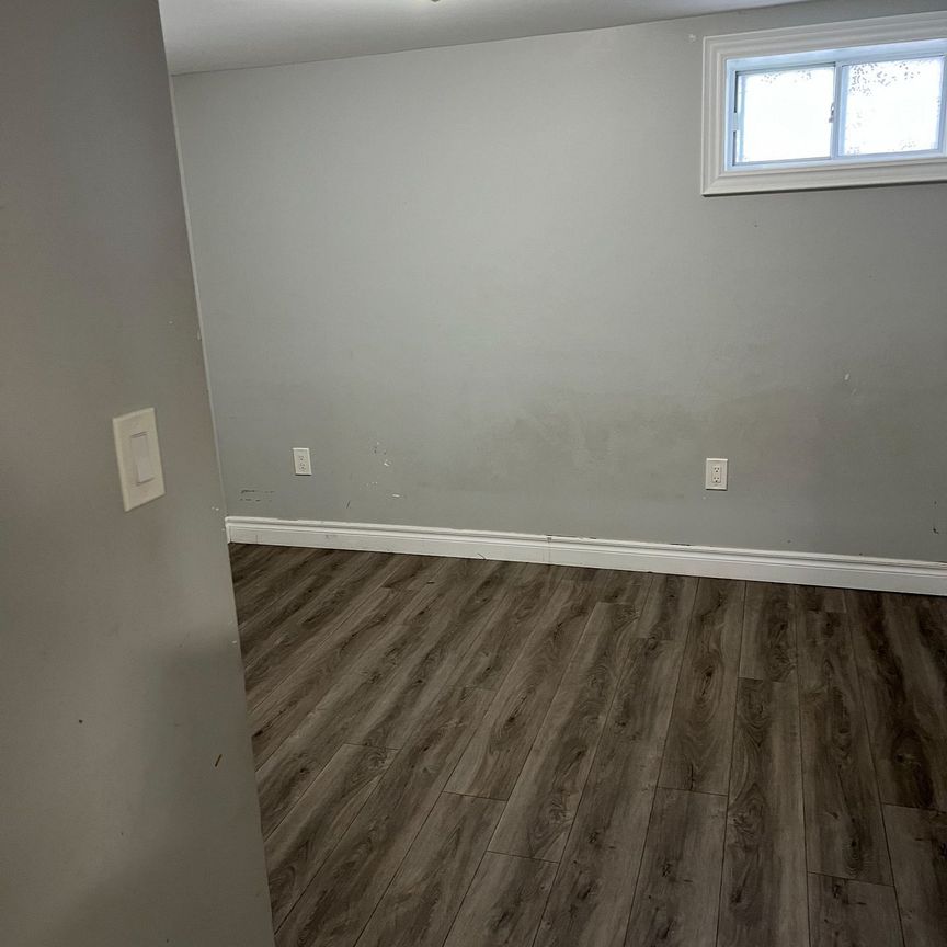 For Lease - 27 Tansley Avenue Unit# Bsmt, Toronto, Ontario - Photo 1