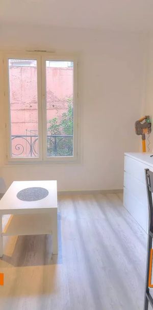 Studio meublé à louer en BAIL ETUDIANT - Photo 1
