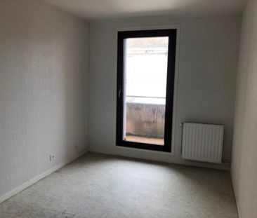 Location Appartement 3 pièces 77 m² La Châtre - Photo 2